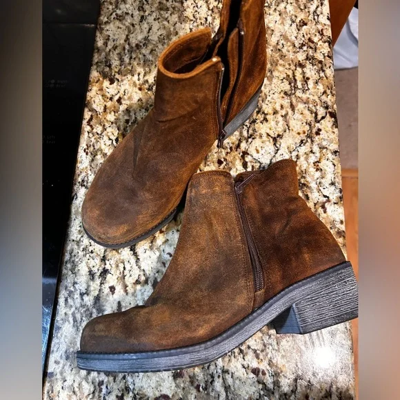 NAOT Footwear Women's Wander Boot 38 - Picture 12 of 14